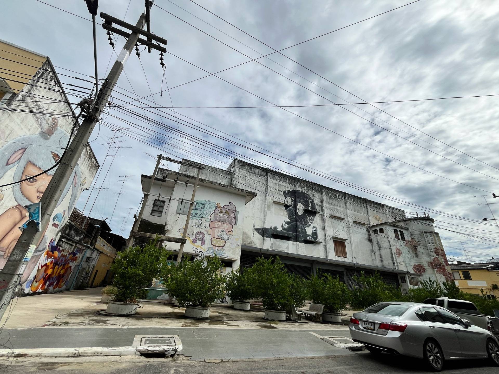 สตรีทอาร์ทบ้านโป่ง