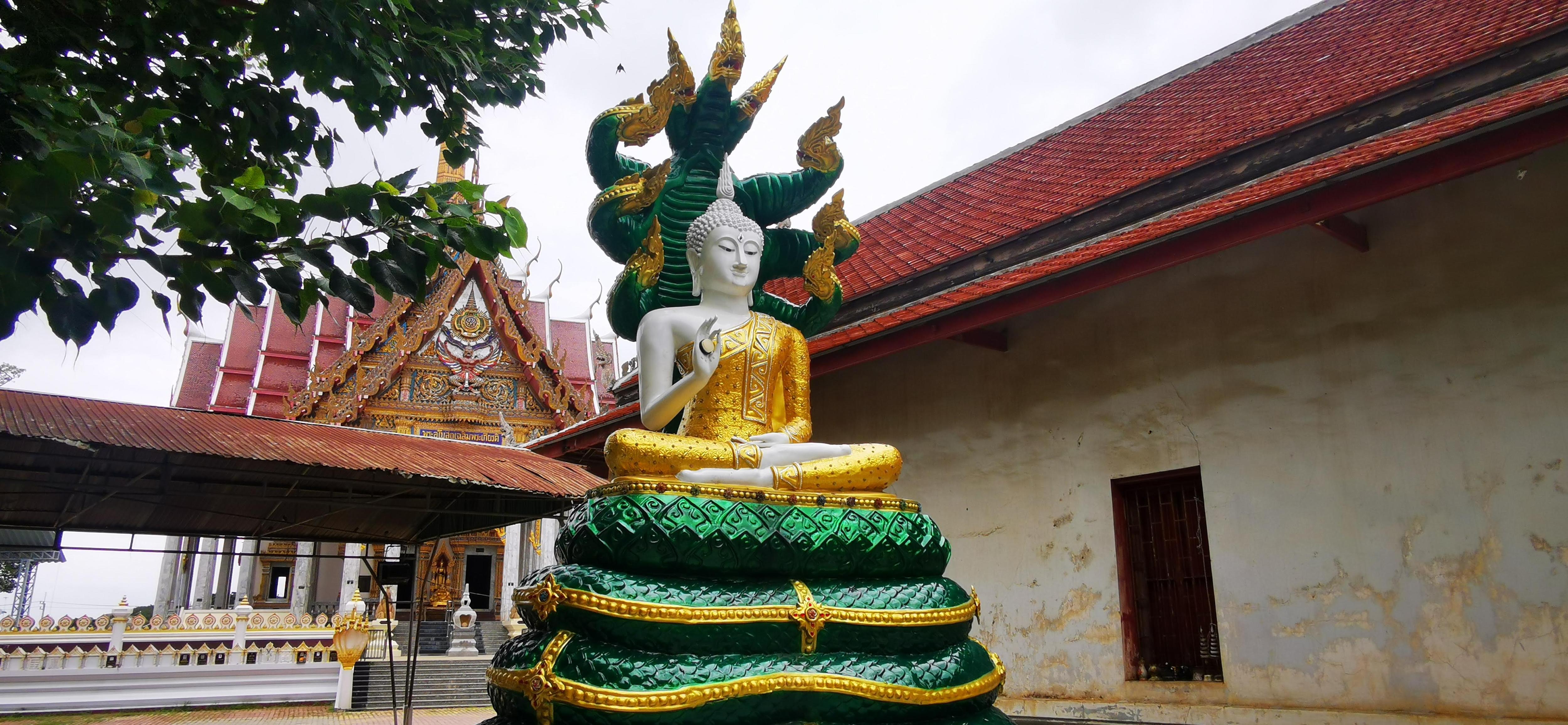 วัดบ้านโป่ง