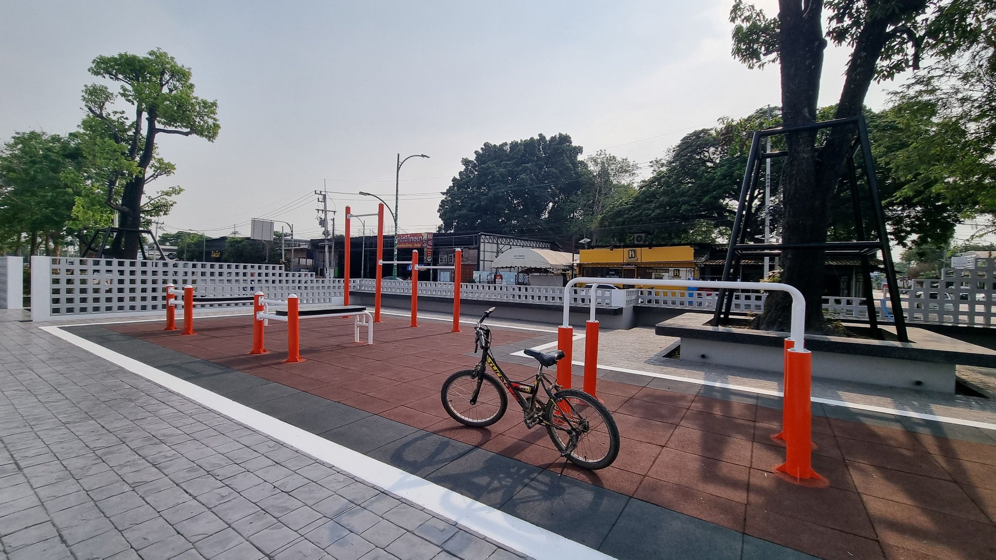 สวนเฉลิมพระเกียรติ ร.9